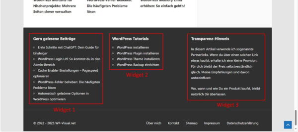 Widgets im Footer von WordPress: Beispiele für beliebte Inhalte Drei Widgets im Footer-Bereich einer WordPress-Website